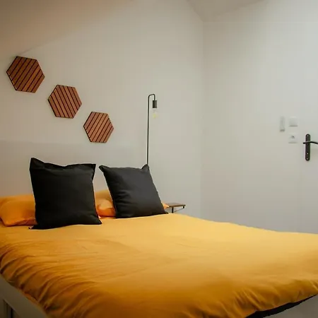 Апартаменты Le Mansarde Chaleureux T3 - 2 Netflix Wifi