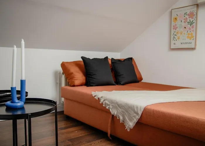 Апартаменты Le Mansarde Chaleureux T3 - 2 Netflix Wifi